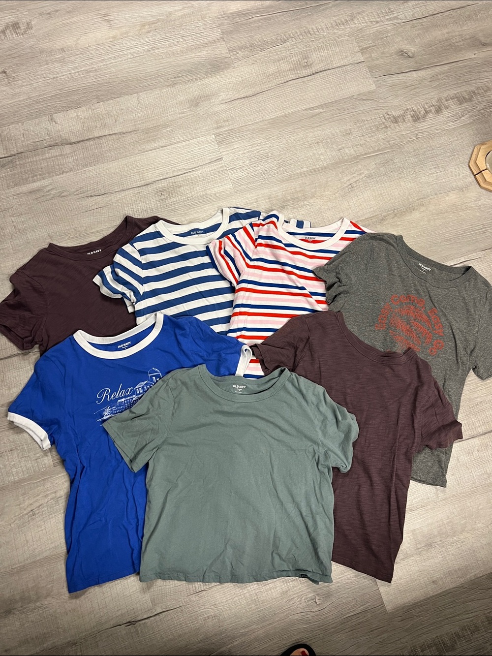Old Navy women’s Short Sleeve Tees - sizes SM/MED EUC
